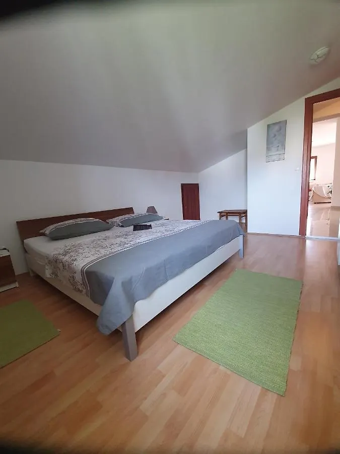 Bougenville Kampor 0*,  Croatia