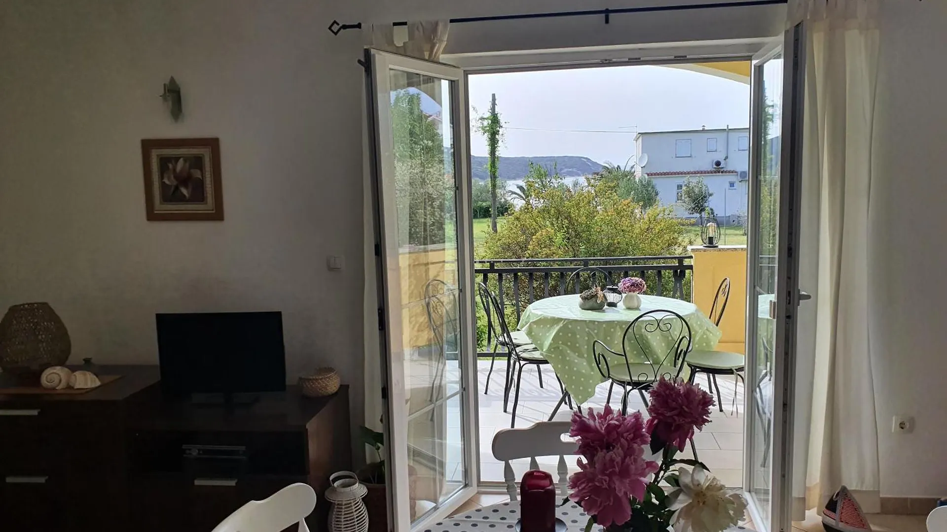 Apartment Bougenville Kampor